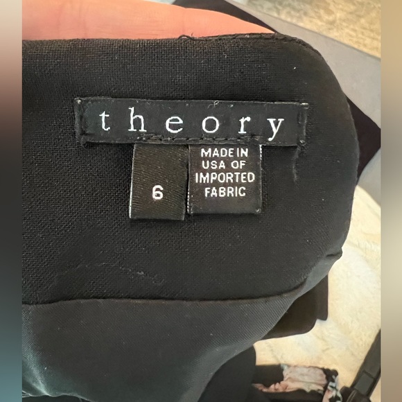 Theory black pencil skirt - Picture 3 of 3